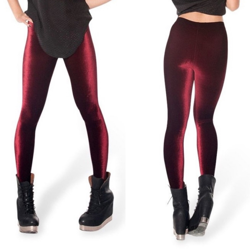 BlackMilk Clothing High-Waisted Red Velvet Leggings 🥀
